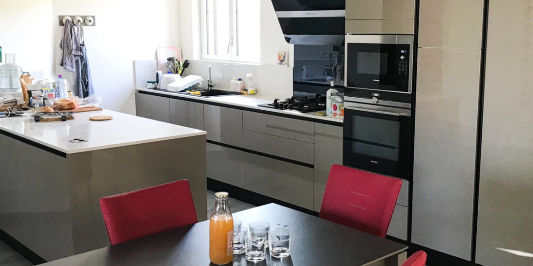 cuisine grise avec ilot Alès