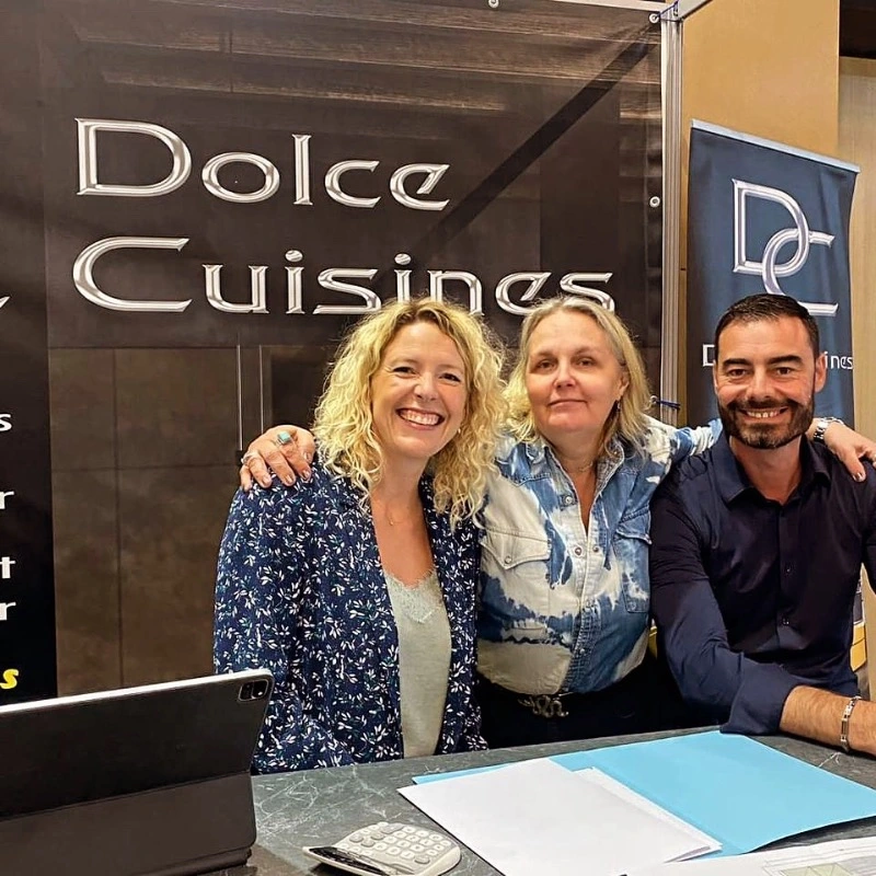 Else et Cédric de Dolce Cuisines en compagnie de Valérie Damidot la Reine de la D&co